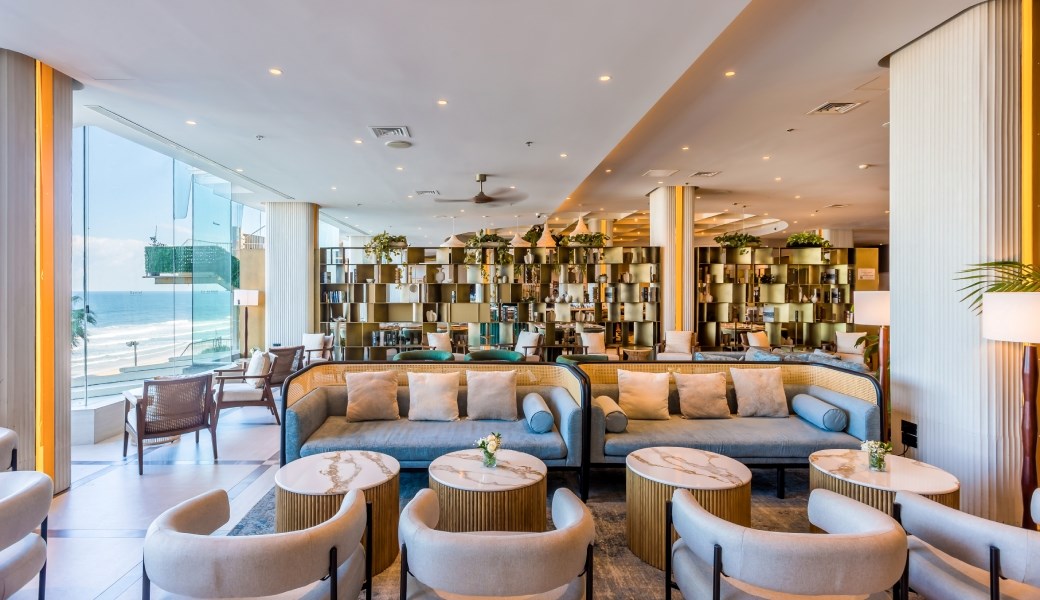 daniel-herzlia-lobby-7